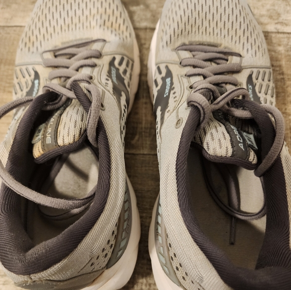 Womens Brooks - Picture 4 of 6